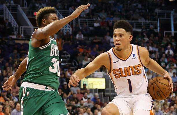 10, 布克空砍52分太阳惜败凯尔特人  